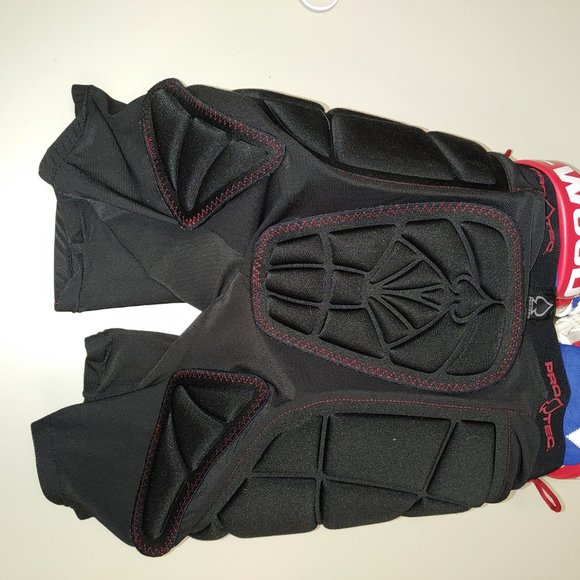 Pro-tec IPS Hip Pad | Padded Shorts (snowboard, hockey, impact sports) - Picture 5 of 5